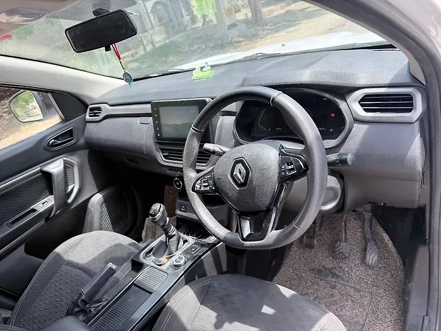 Used Renault Kiger [2022-2023] RXZ MT in Agra