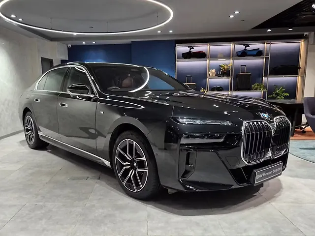 Used 2024 BMW 7-Series in Mumbai Used 2024 BMW 7-Series in Mumbai