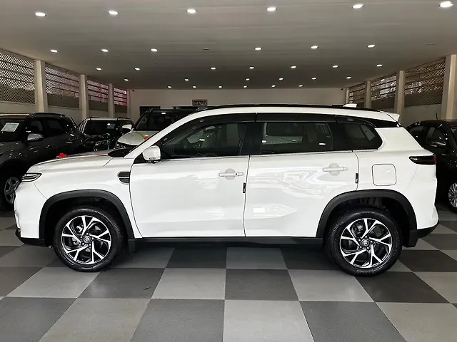 Used Toyota Urban Cruiser Hyryder V AT NeoDrive [2023-2025] in Chennai
