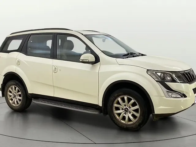 Used 2017 Mahindra XUV500 in Navi Mumbai