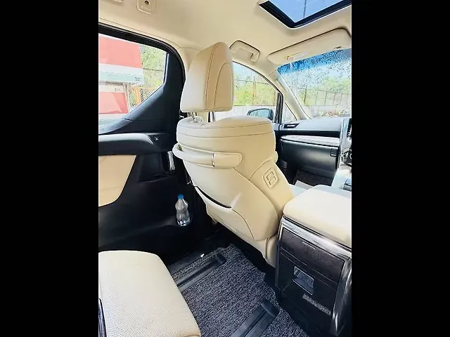 Used Toyota Vellfire VIP – Executive Lounge Hybrid (Electric + Petrol) Automatic in Mumbai