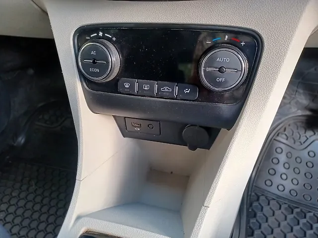 Used Tata Tigor EV XZ Plus 26.0 kWh in Mumbai