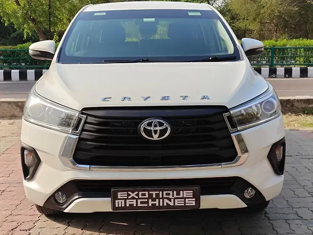 Used 2022 Toyota Innova Crysta in Lucknow