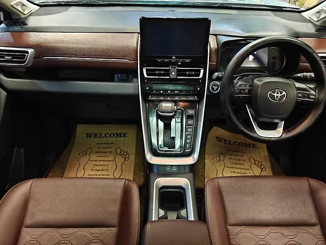 Used Toyota Innova Hycross ZX Hybrid (Electric + Petrol) Automatic (e-CVT) 7 STR in Lucknow