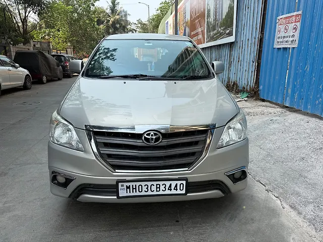 Used 2016 Toyota Innova in Navi Mumbai