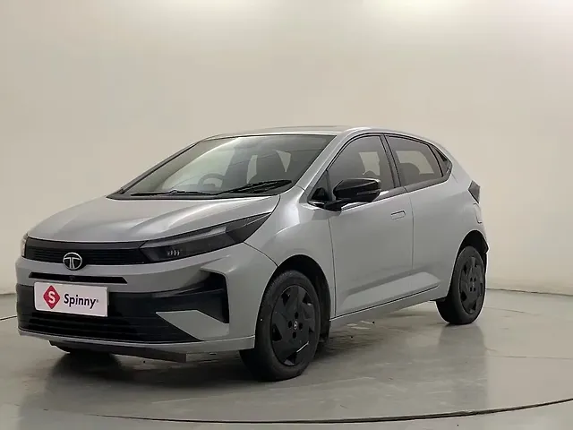 Used 2025 Tata Altroz in Bangalore