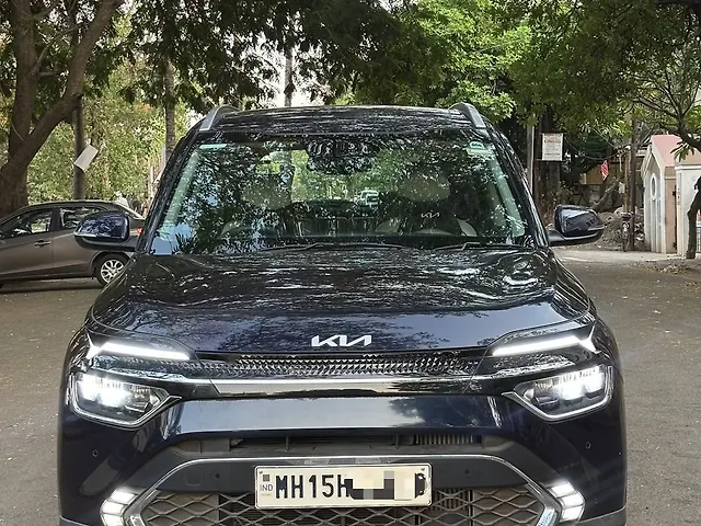Used 2022 Kia Carens in Nashik