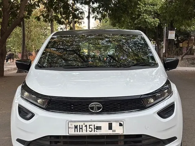 Used 2021 Tata Altroz in Nashik