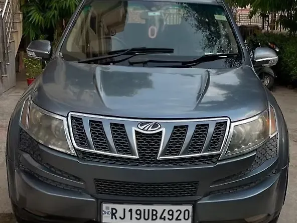 Used 2013 Mahindra XUV500 in Jaipur