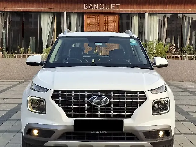 Used 2021 Hyundai Venue in Surat