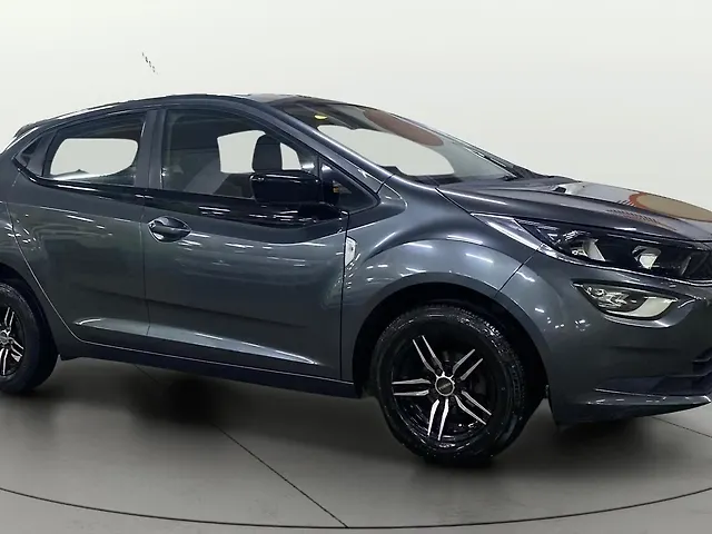 Used 2022 Tata Altroz in Mohali