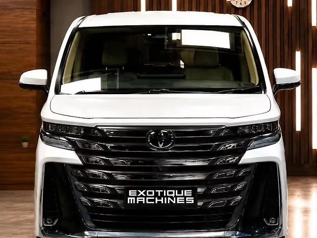 Used 2024 Toyota Vellfire in Lucknow Used 2024 Toyota Vellfire in Lucknow