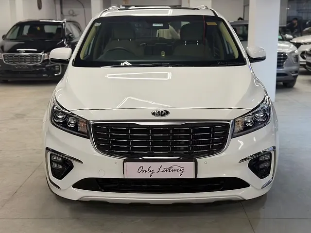 Used 2021 Kia Carnival in Ahmedabad