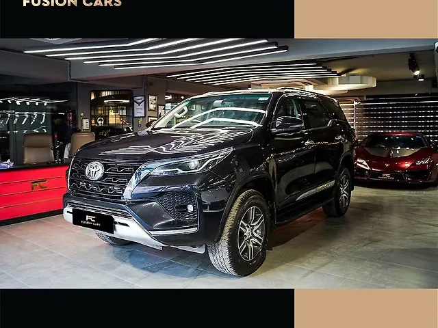 Used 2022 Toyota Fortuner in Delhi