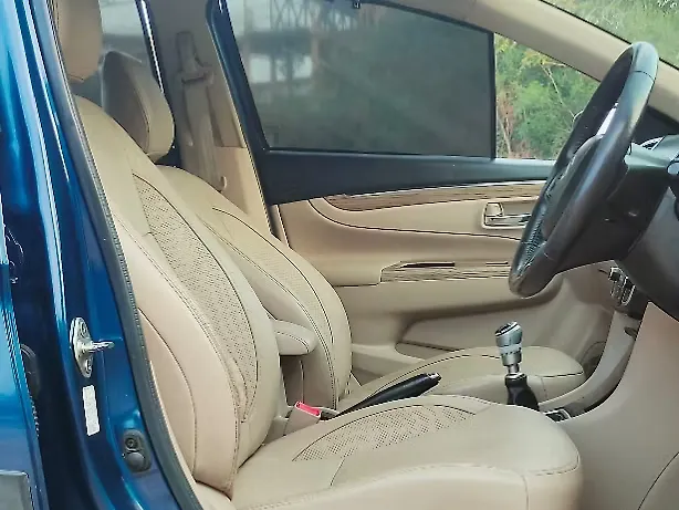 Used Maruti Suzuki Ciaz Alpha 1.5 Diesel in Agra Used Maruti Suzuki Ciaz Alpha 1.5 Diesel in Agra