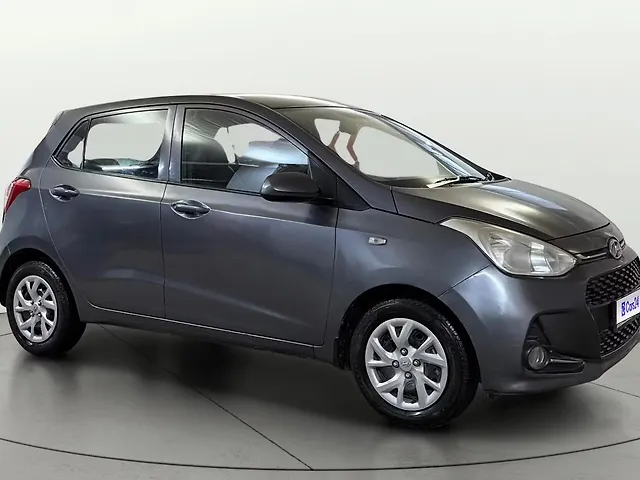 Used 2017 Hyundai Grand i10 in Delhi