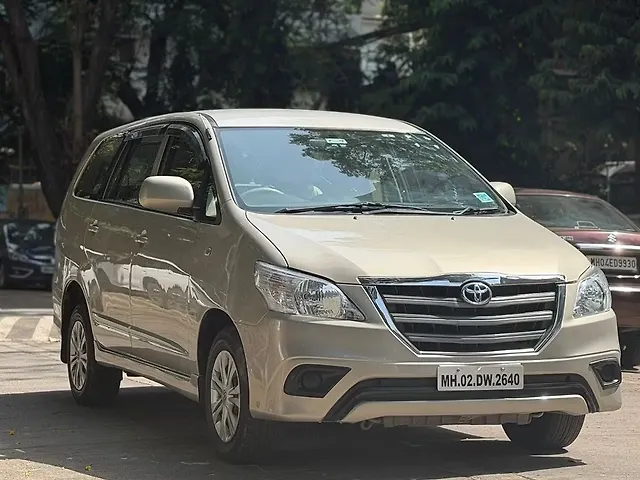 Used 2015 Toyota Innova in Mumbai Used 2015 Toyota Innova in Mumbai