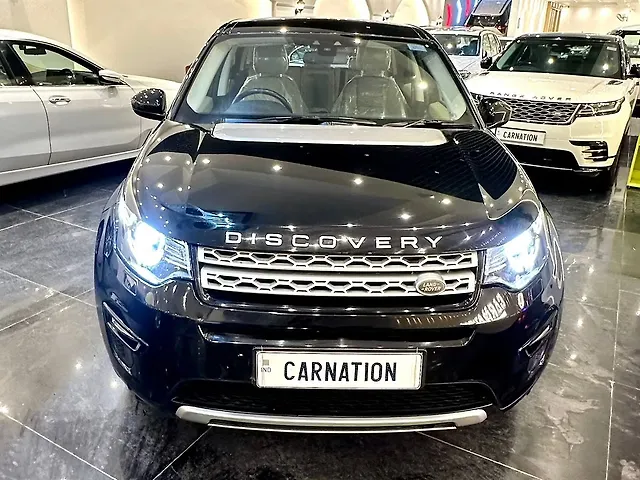 Used 2017 Land Rover Discovery in Delhi
