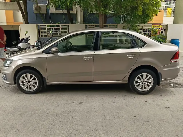Used Volkswagen Vento [2015-2019] Highline Plus 1.5 (D) 16 Alloy in Bangalore