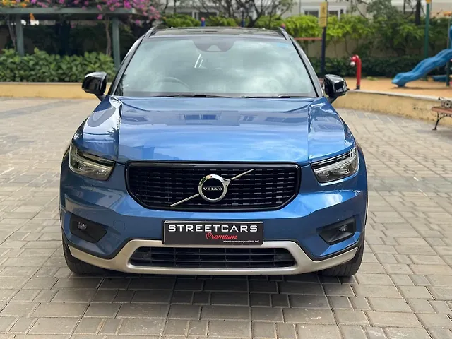 Used 2020 Volvo XC40 in Bangalore