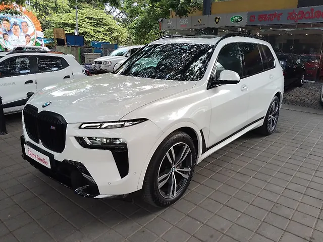 Used BMW X7 xDrive40d M Sport in Bangalore