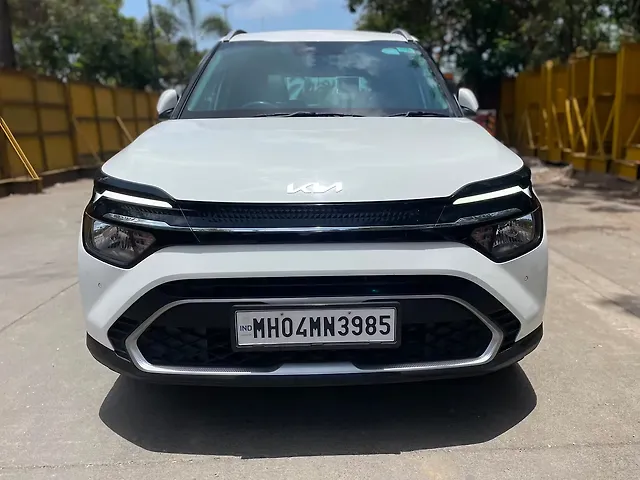 Used 2025 Kia Carens in Mumbai