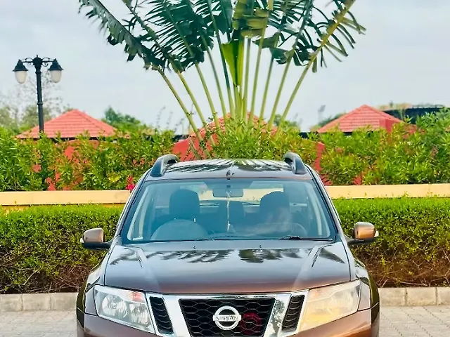 Used 2017 Nissan Terrano in Surat Used 2017 Nissan Terrano in Surat