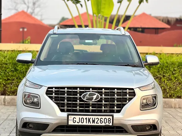 Used 2019 Hyundai Venue in Surat