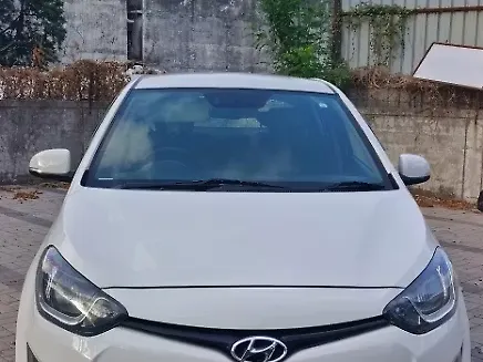 Used 2012 Hyundai i20 in Surat Used 2012 Hyundai i20 in Surat