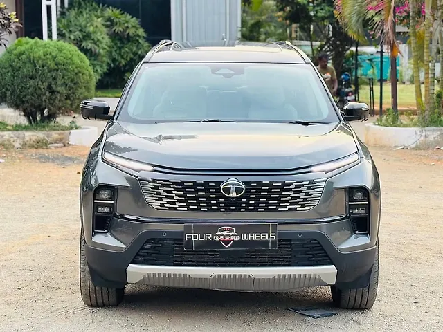 Used 2025 Tata Safari in Bangalore