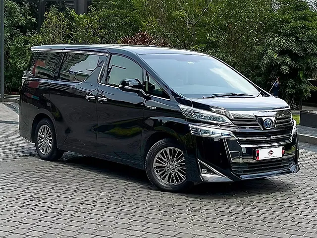 Used Toyota Vellfire VIP – Executive Lounge Hybrid (Electric + Petrol) Automatic in Mumbai