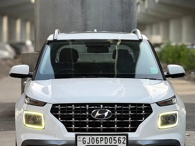 Used 2020 Hyundai Venue in Surat