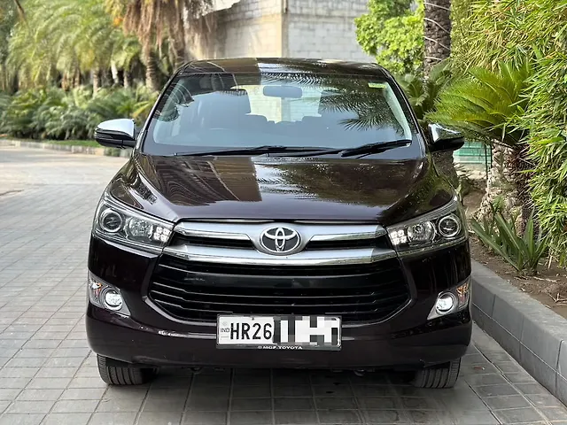 Used 2019 Toyota Innova Crysta in Delhi