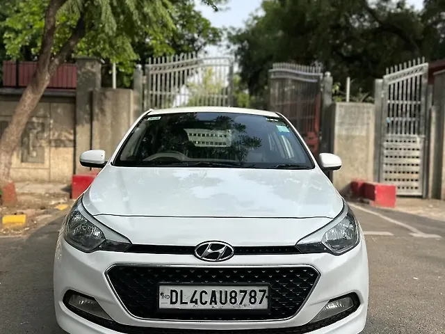 Used 2016 Hyundai i20 in Delhi