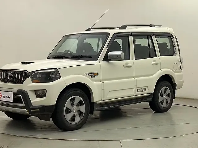 Used 2017 Mahindra Scorpio in Mumbai