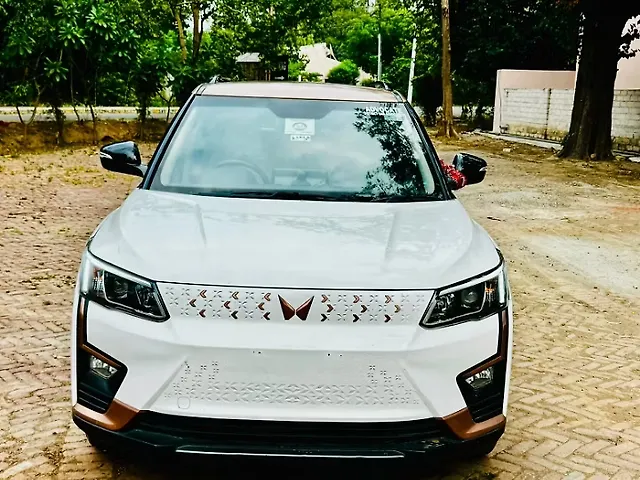 Used 2024 Mahindra XUV400 in Delhi