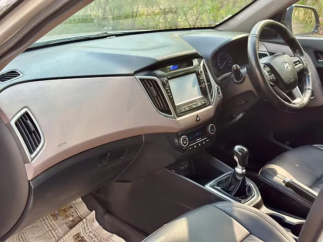 Used Hyundai Creta [2017-2018] SX Plus 1.6 CRDI Dual Tone in Ahmedabad