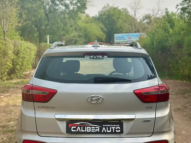 Used Hyundai Creta [2017-2018] SX Plus 1.6 CRDI Dual Tone in Ahmedabad