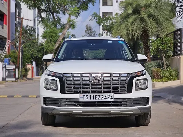 Used 2023 Hyundai Venue in Hyderabad Used 2023 Hyundai Venue in Hyderabad