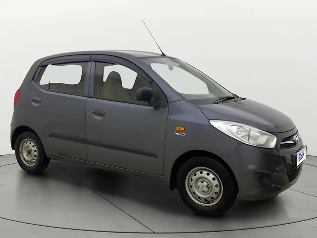 Used 2015 Hyundai i10 in Ahmedabad
