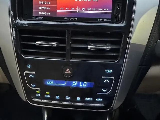 Used Toyota Yaris VX CVT [2018-2020] in Kanpur