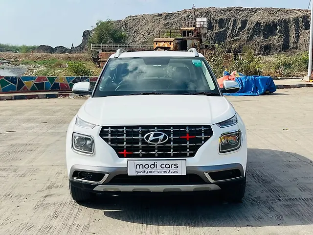 Used 2020 Hyundai Venue in Mumbai