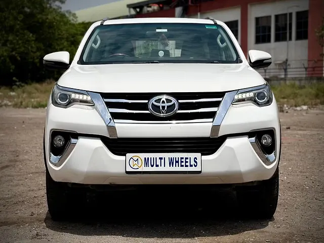 Used 2017 Toyota Fortuner in Delhi
