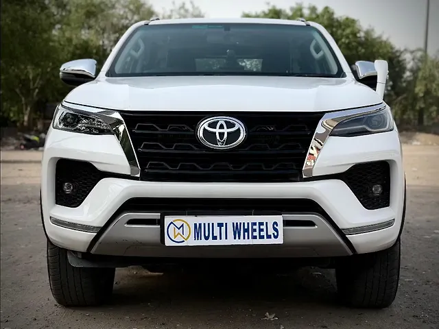 Used 2023 Toyota Fortuner in Delhi