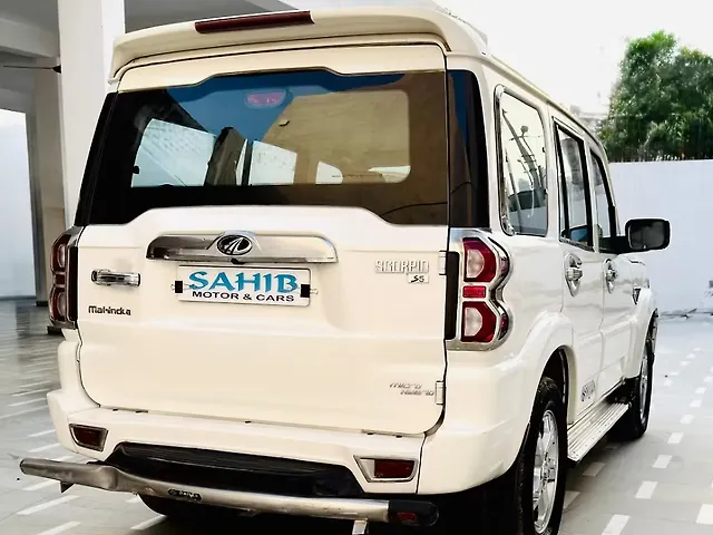 Used Mahindra Scorpio 2021 S5 2WD 7 STR in Agra