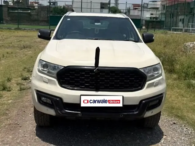 Used 2016 Ford Endeavour in Dehradun