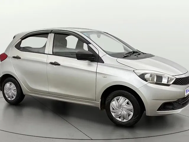 Used 2017 Tata Tiago in Delhi