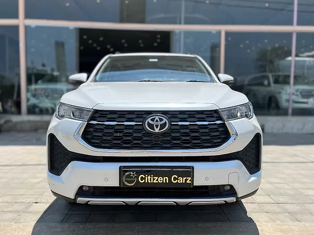 Used 2023 Toyota Innova Hycross in Bangalore