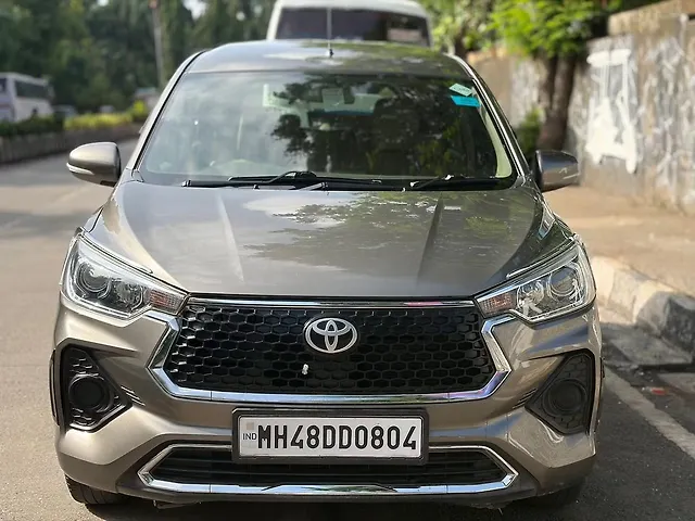 Used 2024 Toyota Rumion in Mumbai Used 2024 Toyota Rumion in Mumbai