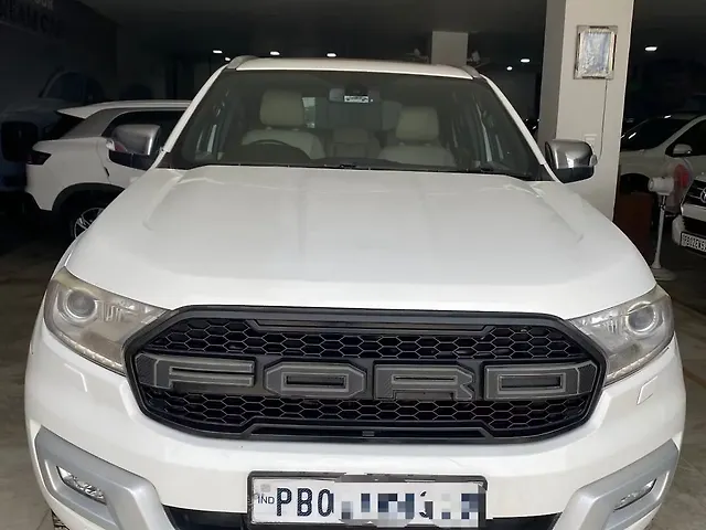 Used 2016 Ford Endeavour in Ludhiana